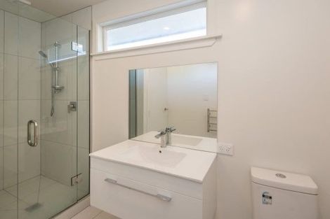 Photo of property in 1/484 Ilam Road, Bryndwr, Christchurch, 8052