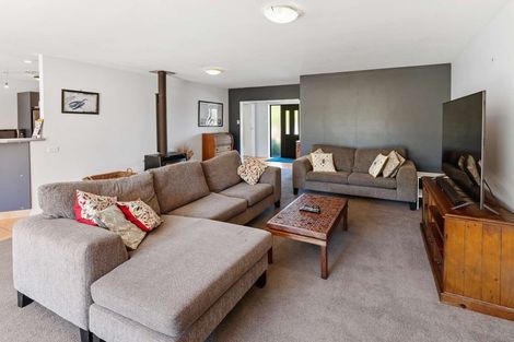 Photo of property in 75 Adelaide Road, Dannevirke, 4978