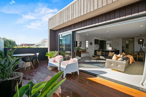 Photo of property in 4 Puni Street, Fitzroy, New Plymouth, 4312