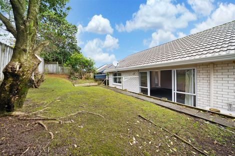 Photo of property in 23 Central Park Drive, Te Atatu South, Auckland, 0610