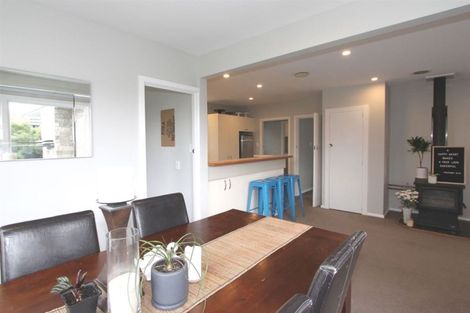 Photo of property in 42 Emlyn Place, Avondale, Christchurch, 8061