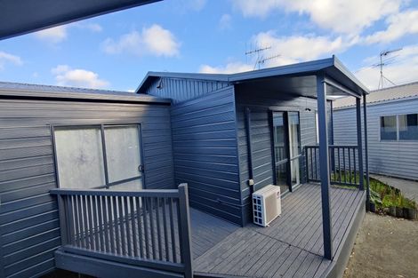 Photo of property in 43 Secretariat Place, Randwick Park, Auckland, 2105