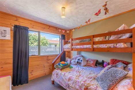 Photo of property in 3a Golding Road, Taradale, Napier, 4112