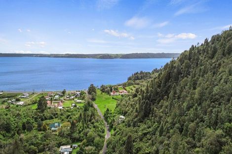 Photo of property in 29 Lake Okataina Road, Lake Okataina, Rotorua, 3074