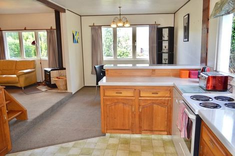 Photo of property in 909 State Highway 1, Te Horo, Otaki, 5581