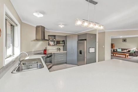 Photo of property in 16 Stanwood Grove, Darfield, 7510