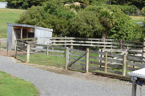 Photo of property in 242 Oreti Road, Otatara, Invercargill, 9879