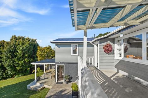 Photo of property in 199 Waimumu Road, Massey, Auckland, 0614