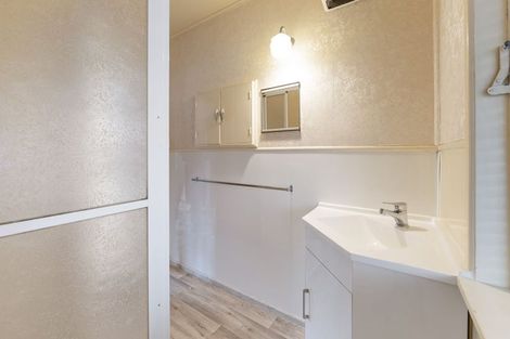 Photo of property in 5 Goodson Place, Hawera, 4610