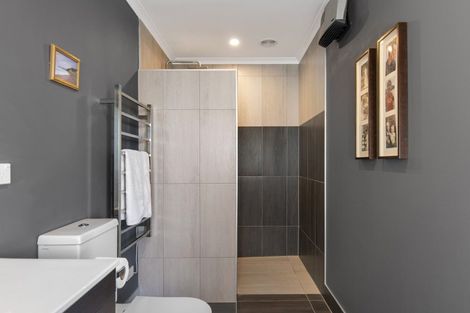 Photo of property in 106 Hamurana Road, Omokoroa, 3114