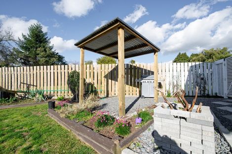 Photo of property in 9a Robinson Avenue, Holdens Bay, Rotorua, 3010