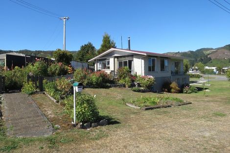Photo of property in 7 Crampton Road, Reefton, 7830