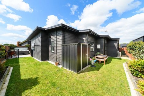 Photo of property in 35 Freedom Drive, Kelvin Grove, Palmerston North, 4414