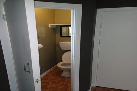 Photo of property in 404 Tremaine Avenue, Takaro, Palmerston North, 4412