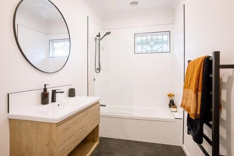 Photo of property in 9 Minchin Crescent, St Andrews, Hamilton, 3200