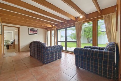 Photo of property in 1 Totara Drive, Twizel, 7901