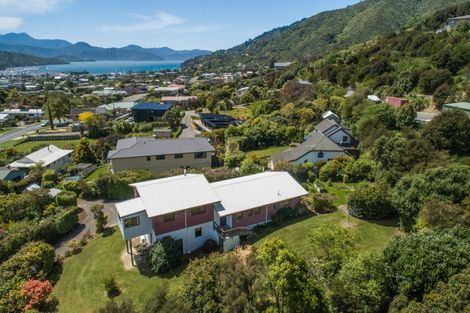 Photo of property in 6 Moana View Road, Waikawa, Picton, 7220