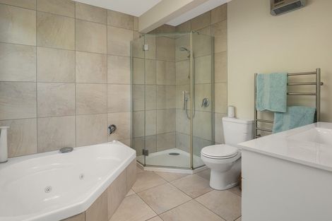 Photo of property in 135 Queen Charlotte Drive, Havelock, Picton, 7281