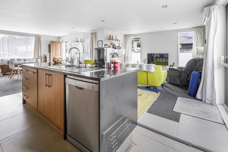 Photo of property in 17 Barwick Place, Huntington, Hamilton, 3210