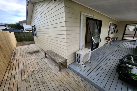 Photo of property in 7 Coubray Place, Botany Downs, Auckland, 2010