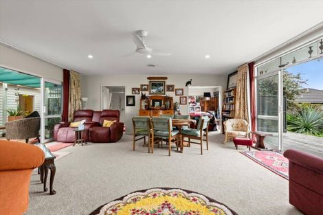 Photo of property in 2 Strathaven Way, Te Puke, 3119