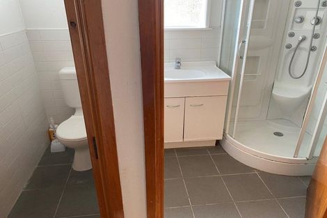 Photo of property in 99 Bolton Street, Blockhouse Bay, Auckland, 0600