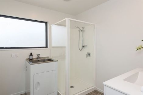 Photo of property in 3/129 Aikmans Road, Merivale, Christchurch, 8014