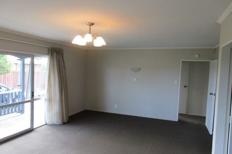 Photo of property in 22 Simcox Street, Otaki Beach, Otaki, 5512