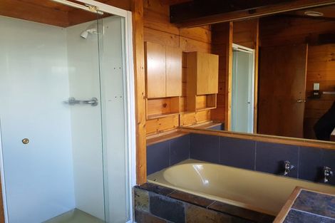 Photo of property in 475 State Highway 16, Kumeu, 0892