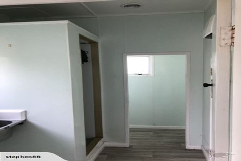 Photo of property in 44 Queens Road, Glen Avon, New Plymouth, 4312