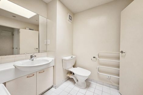 Photo of property in St James Courts, 9/77 Gloucester Street, Christchurch Central, Christchurch, 8013