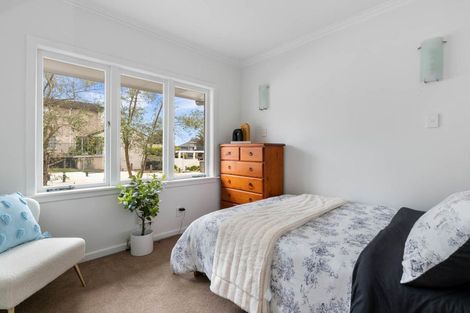 Photo of property in 31 Williamson Avenue, Belmont, Auckland, 0622