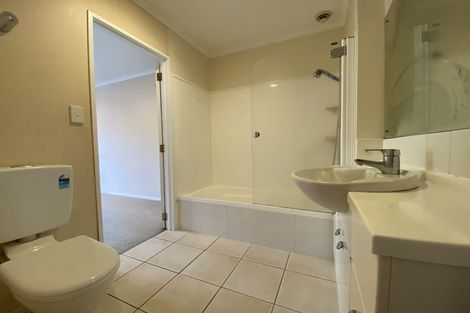 Photo of property in Tuscany Towers, 53/1 Ambrico Place, New Lynn, Auckland, 0600