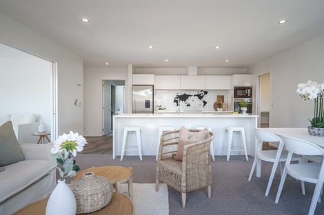 Photo of property in 8 Whitnall Street, Halswell, Christchurch, 8025