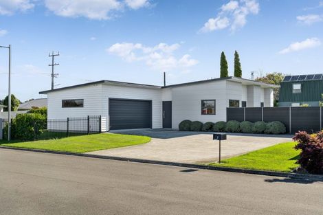 Photo of property in 1 Plains Avenue, Masterton, 5810
