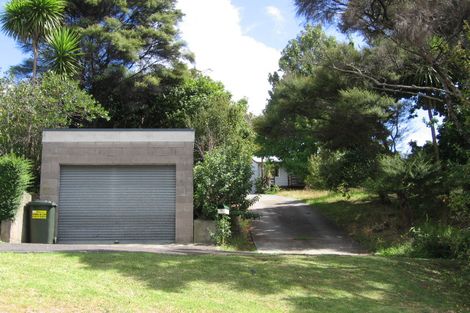 Photo of property in 1/28 Gazelle Avenue, Beach Haven, Auckland, 0626