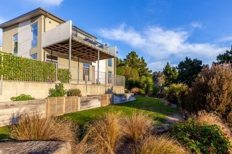 Photo of property in 10 Euan Sarginson Place, Diamond Harbour, Lyttelton, 8971