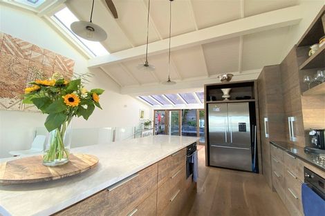 Photo of property in 11h Joan Street, Point Chevalier, Auckland, 1022