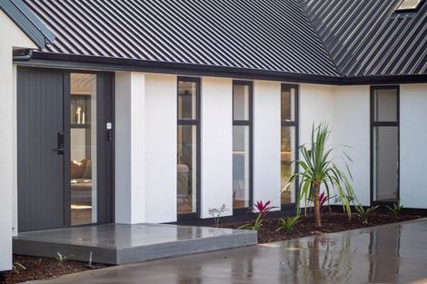 Photo of property in 2 Tareha Place, Kerikeri, 0230