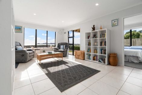 Photo of property in 119 Long Beach Road, Russell, 0202