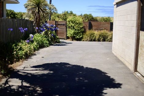 Photo of property in 443 Marine Parade, South New Brighton, Christchurch, 8062