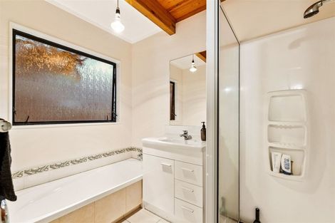 Photo of property in 50 Halberg Street, Glenfield, Auckland, 0629