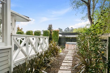 Photo of property in 2 Alice Street, Riverhead, 0820