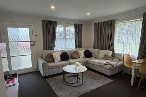 Photo of property in 80 Mount View Road, Melville, Hamilton, 3206