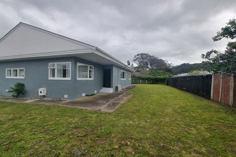 Photo of property in 9 Foster Street, Taita, Lower Hutt, 5011