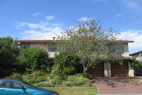 Photo of property in 3 Peregrine Place, Birkenhead, Auckland, 0626