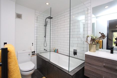 Photo of property in 23 Glenfern Road, Mellons Bay, Auckland, 2014