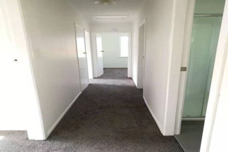 Photo of property in 107 Parkvale Road, Karori, Wellington, 6012