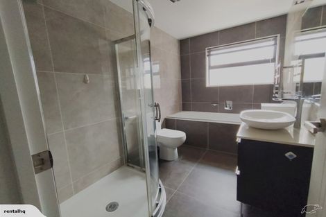 Photo of property in 14 Golden Morning Drive, Albany Heights, Auckland, 0632