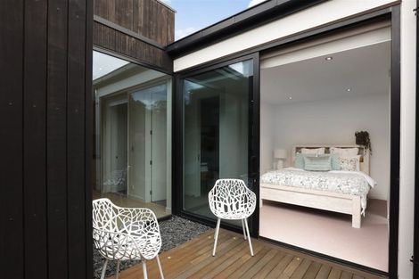 Photo of property in 18 Roa Road, Fendalton, Christchurch, 8041